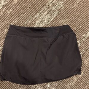 Women's Black Athletic Skirt-Cut The Frills